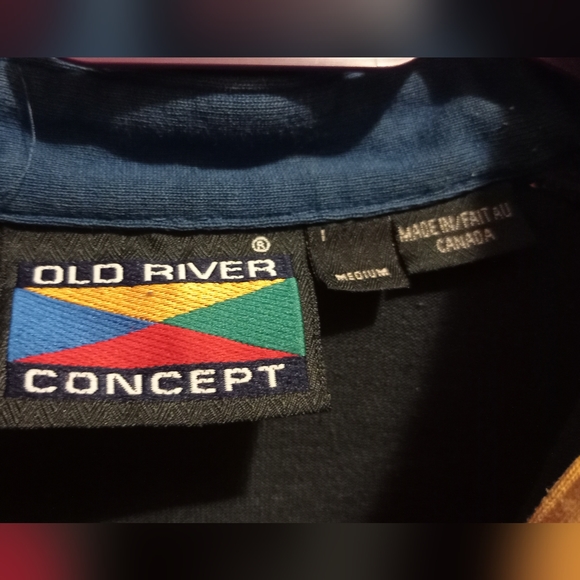 Sweater vintage medium made in Canada - Picture 2 of 2